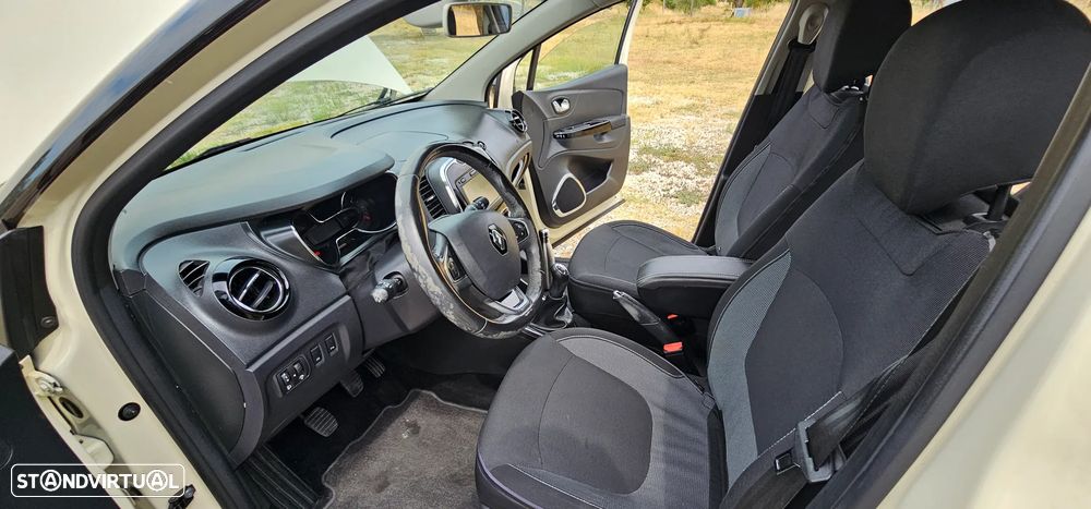 Renault Captur 1.5 dCi Exclusive - 6