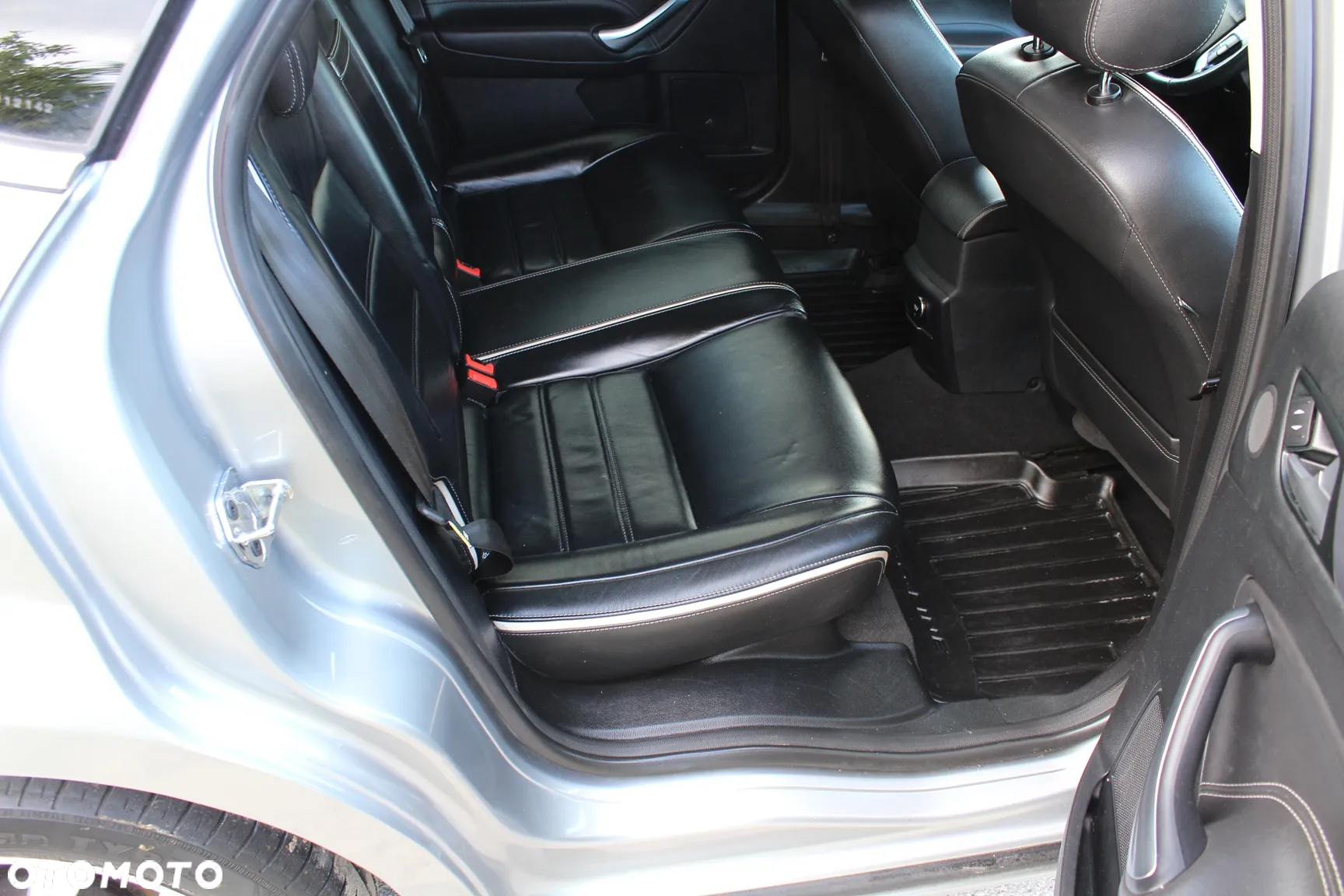 Ford Mondeo 2.0 TDCI Champions Edition - 19