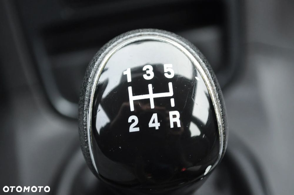 Ford Fiesta 1.25 Viva - 30