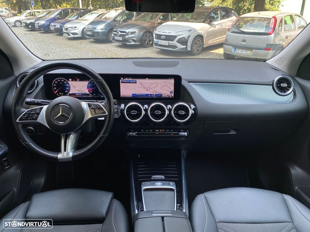 Mercedes-Benz GLA 200 Progressive - 4
