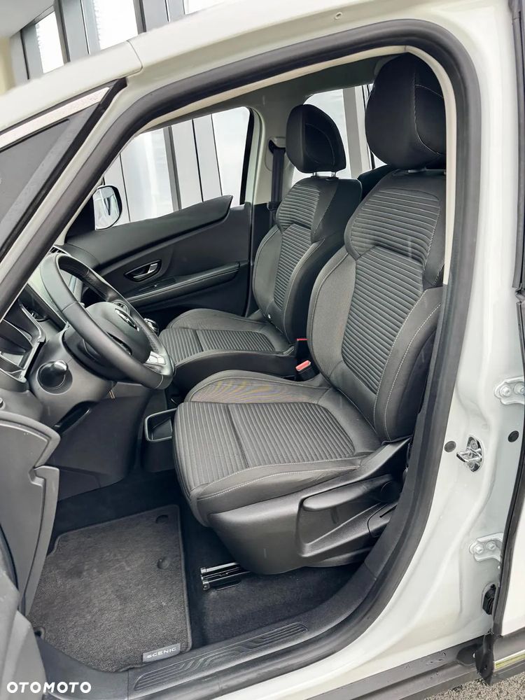 Renault Scenic - 12