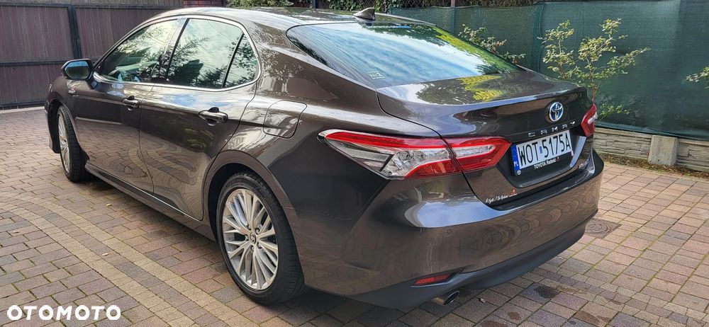 Toyota Camry 2.5 Hybrid Executive CVT - 20
