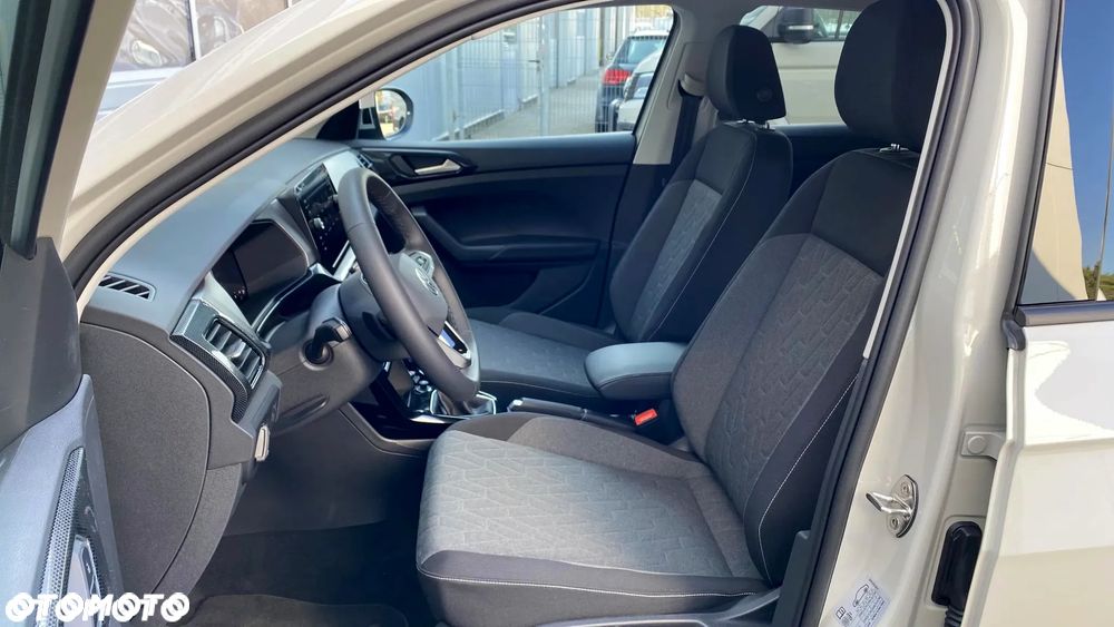 Volkswagen T-Cross - 18