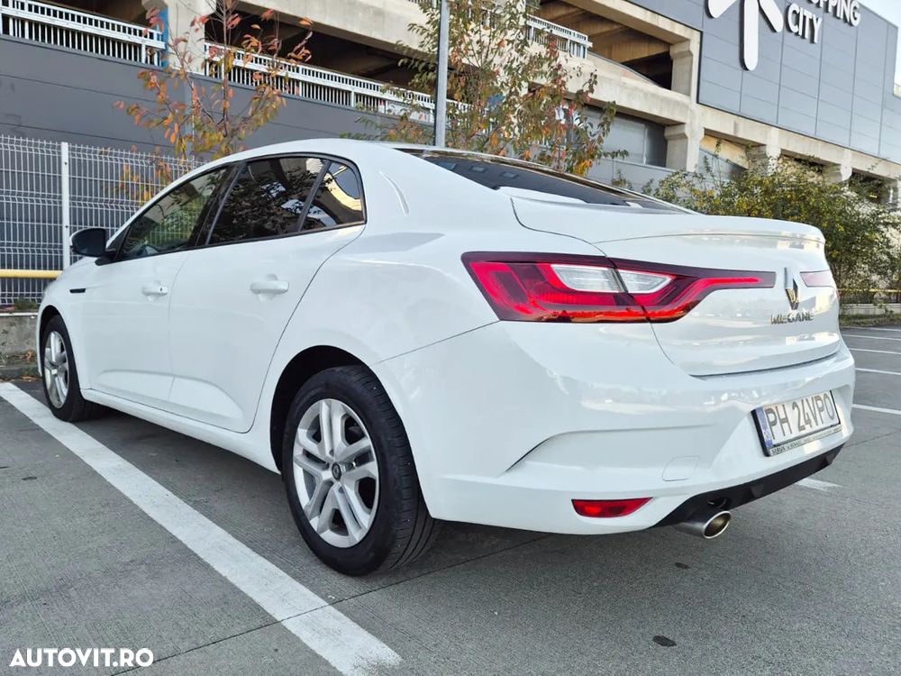 Renault Megane TCe GPF Business - 14