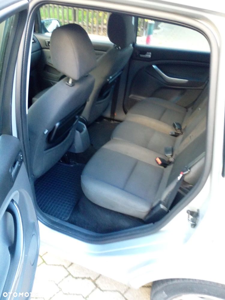 Ford C-MAX 1.8 TDCi Ghia - 22