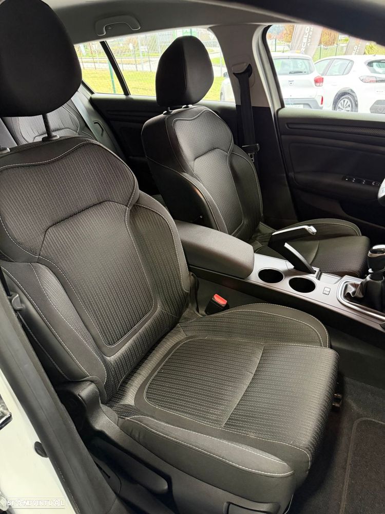 Renault Mégane Sport Tourer 1.5 dCi Limited - 11