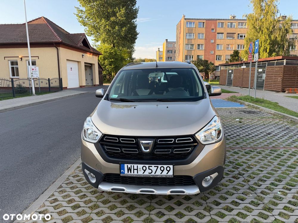 Dacia Lodgy 1.5 Blue dCi Stepway S&S EU6d - 3