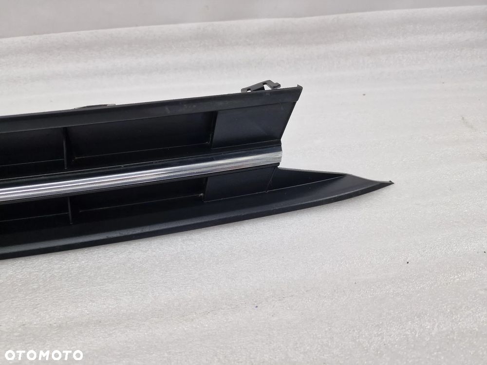 VW POLO 2G0 17- ATRAPA / GRILL PRZEDNI PRZÓD , NR 2G0853651L / 2G0853653L , NR AUKCJI GL519 - 6