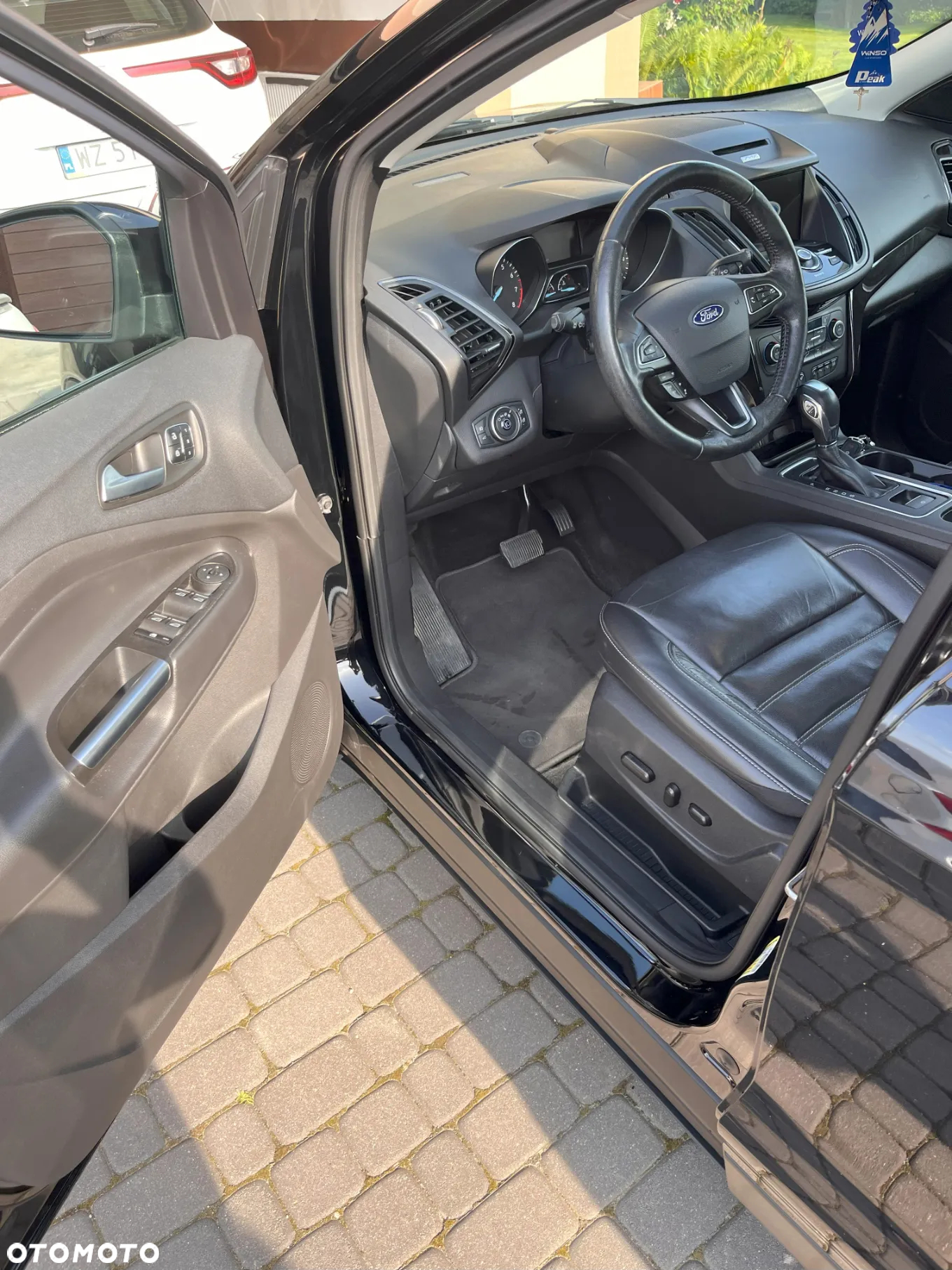 Ford Escape 2.0 EcoBoost AWD Titanium - 6
