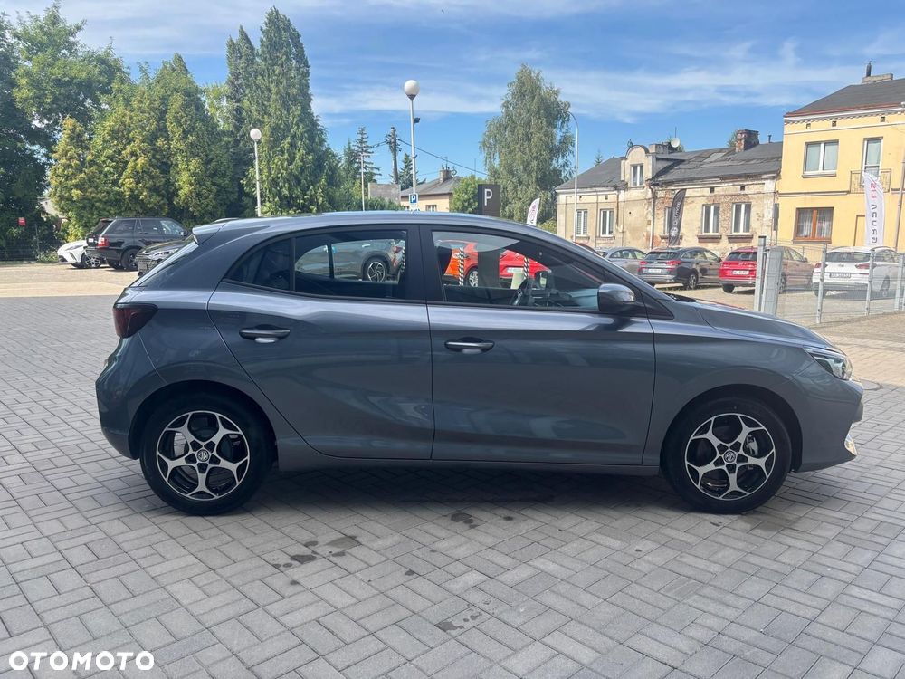MG MG3 - 2