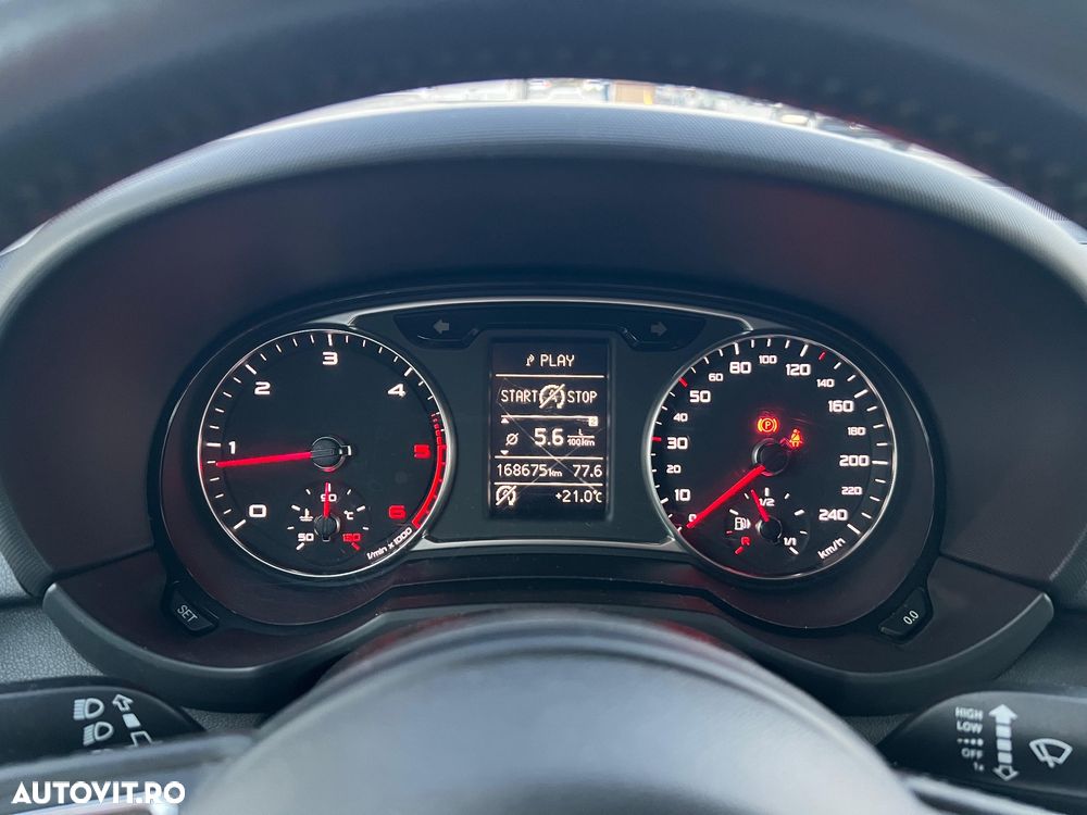 Audi A1 1.6 TDI Sportback Attraction - 6