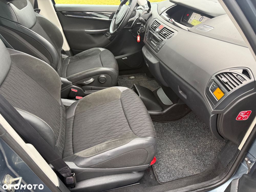 Citroën C4 Picasso 2.0 HDi FAP EGS6 Exclusive - 31