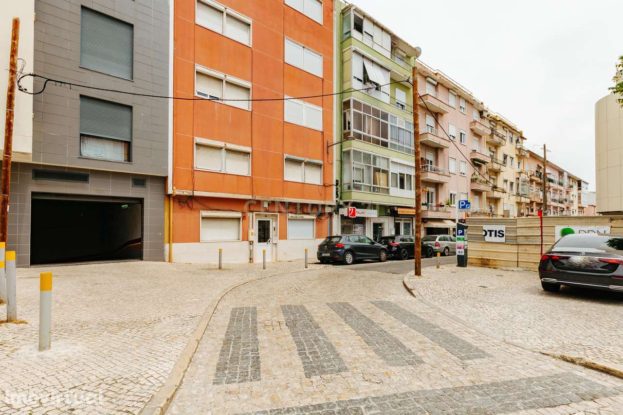 T1 MOSCAVIDE TERRAÇO A 5 MINUTOS AEROPORTO DE LISBOA - Grande imagem: 3/24