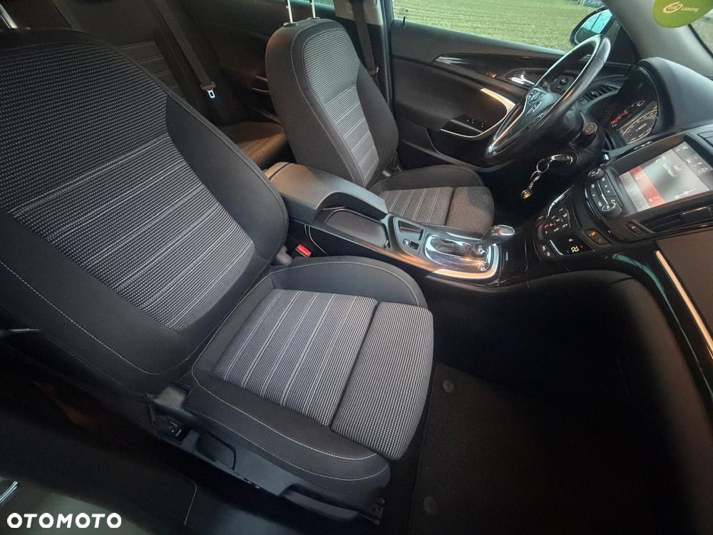 Opel Insignia - 13