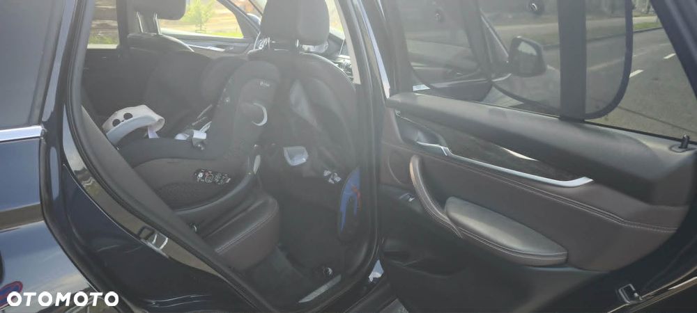 BMW X5 xDrive35i - 13