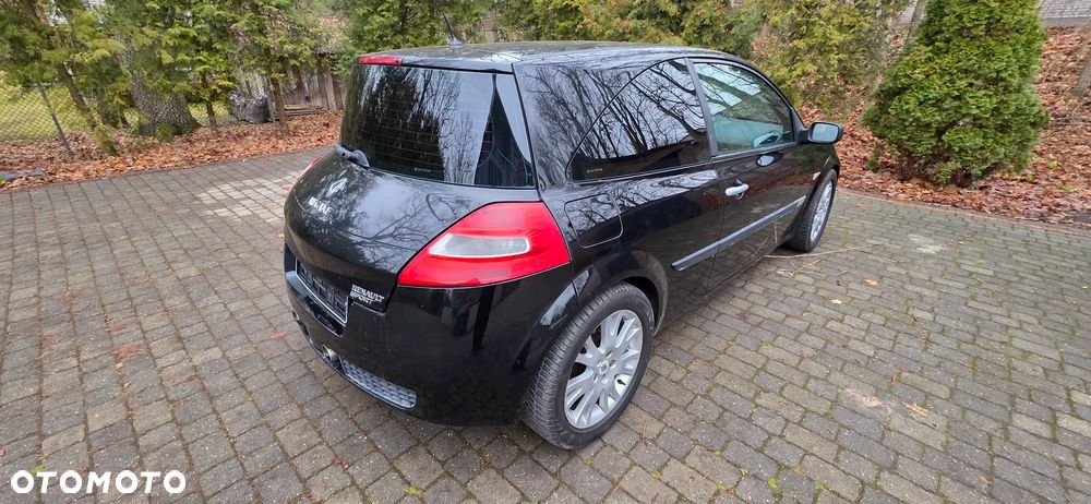 Renault Megane 2.0 dCi Dynamique - 6