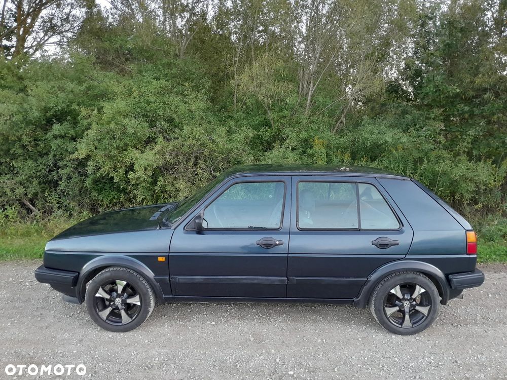 Volkswagen Golf 1.6 - 8