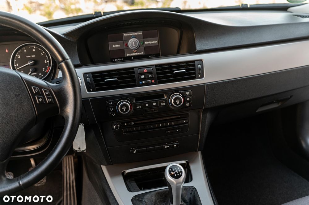 BMW Seria 3 - 26