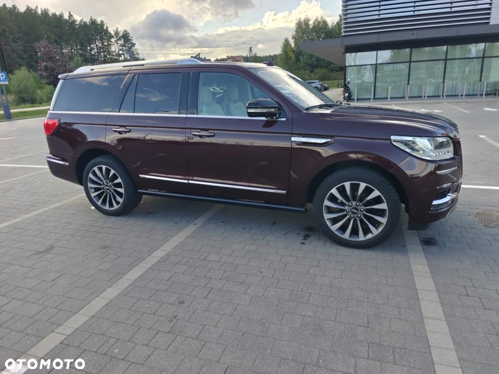 Lincoln Navigator - 4