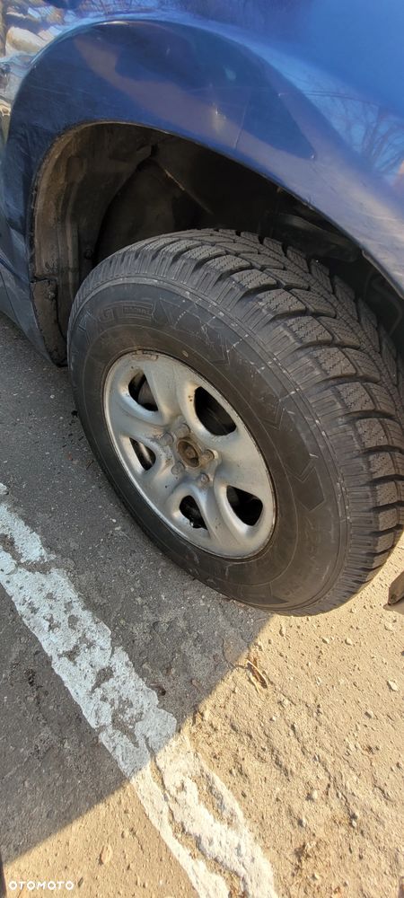 Suzuki Grand Vitara 2.0 De luxe - 24