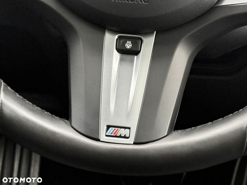 BMW Seria 3 320d xDrive M Sport - 17