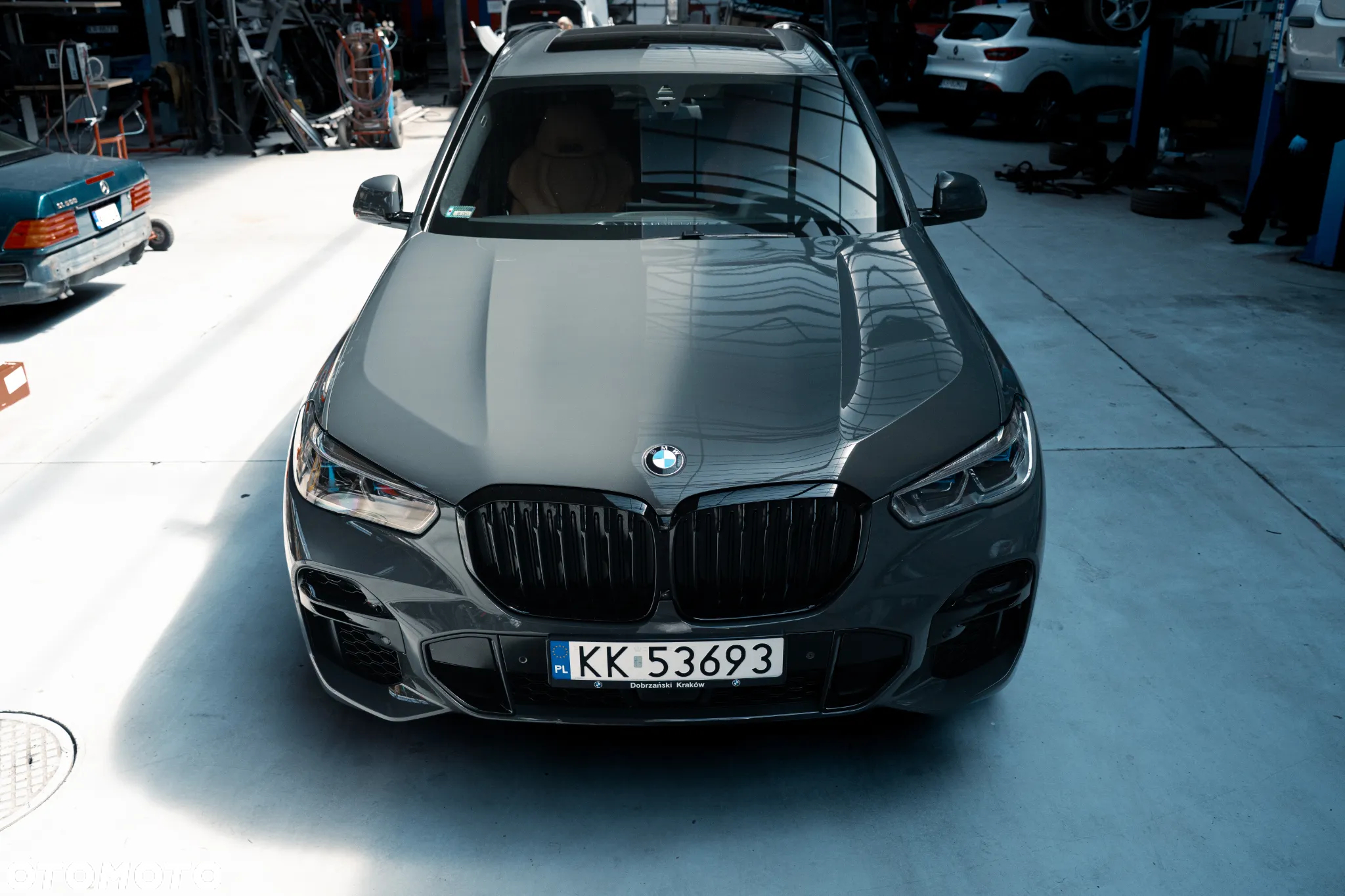 BMW X5 M50i - 21