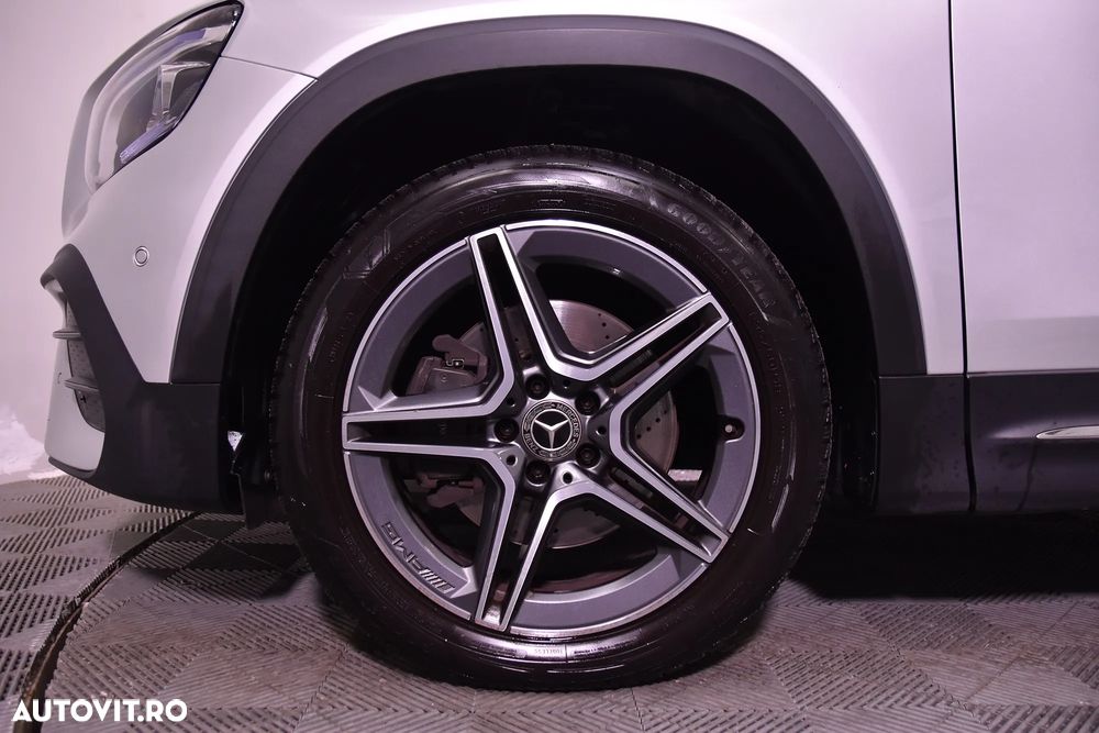 Mercedes-Benz GLB 200 d 8G-DCT - 13