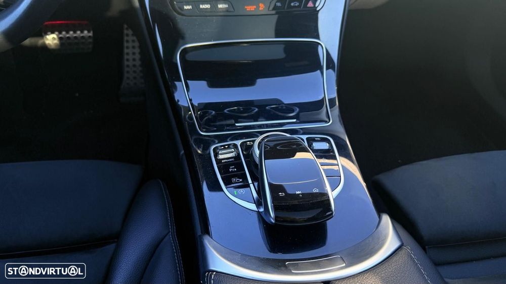 Mercedes-Benz C 300 d AMG Line - 16