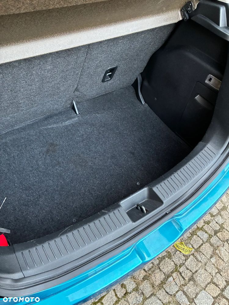 Mazda 2 - 13