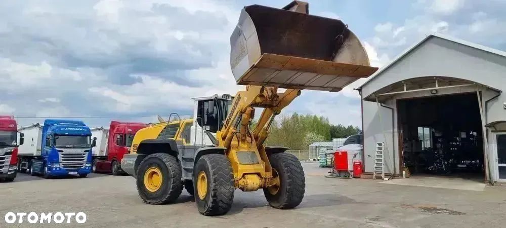 Liebherr Ładowarka Liebherr 580 ładna super stan - 9
