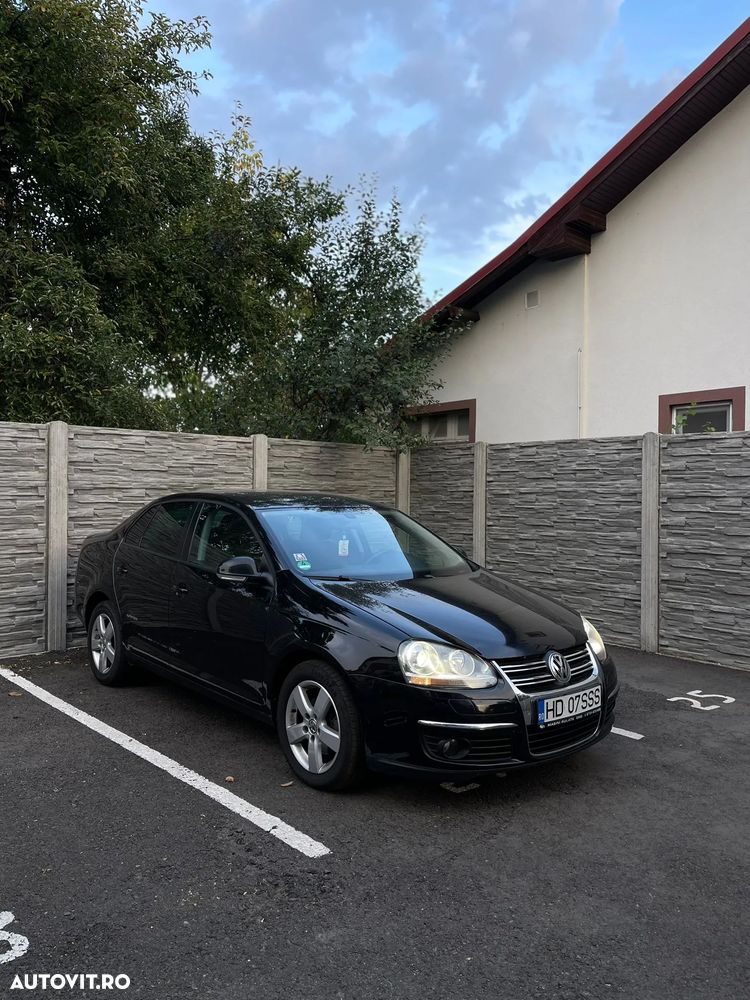 Volkswagen Jetta 1.4 TSI Comfortline DSG - 2