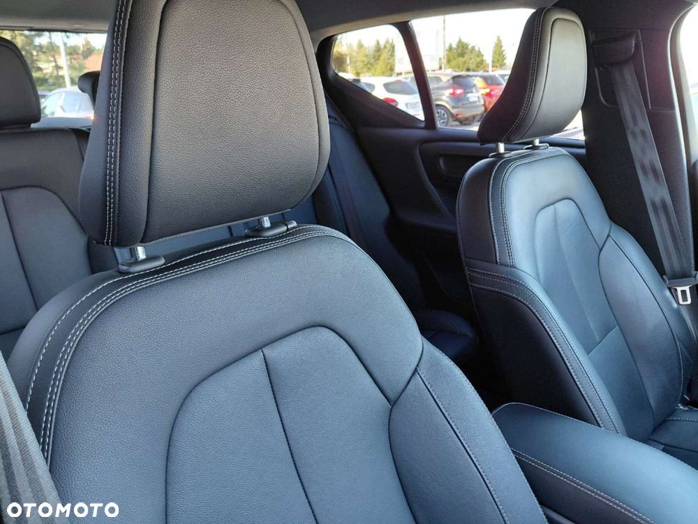 Volvo XC 40 - 19