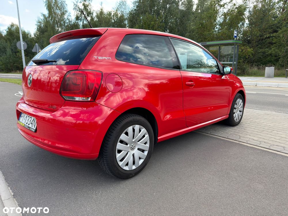 Volkswagen Polo 2010 photo 4