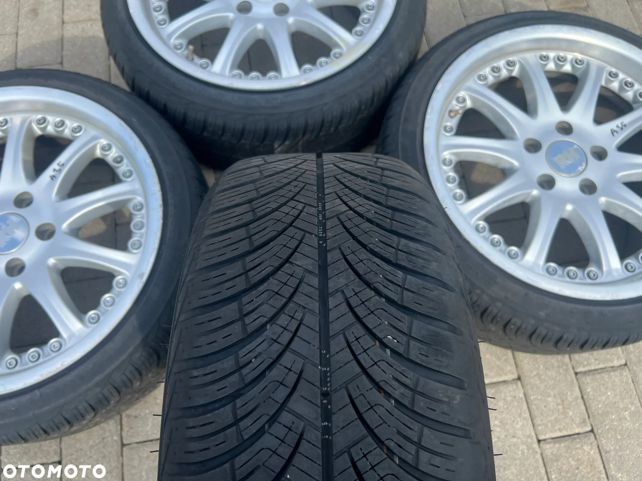 ALUFELGI RH 8Jx17 ET35 5x112 + OPONY ROCKBLADE 2O22 - 2