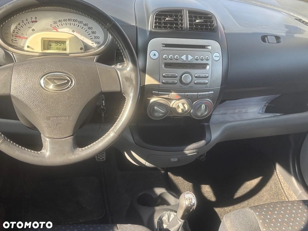 Daihatsu Sirion 1.3 - 22
