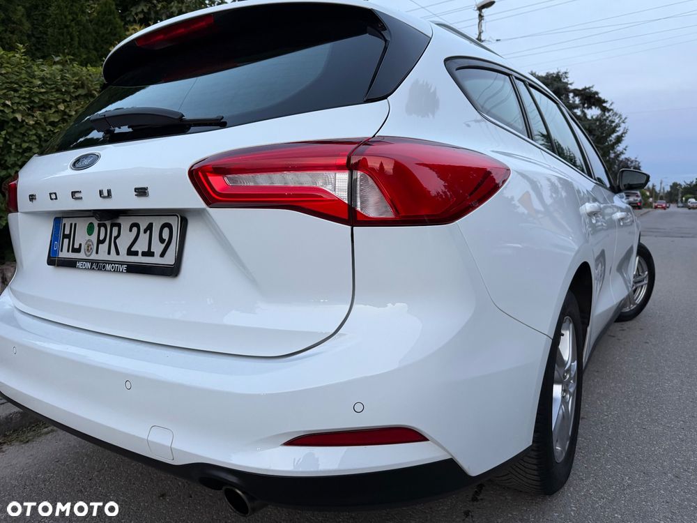 Ford Focus 1.5 EcoBlue Start-Stopp-System COOL&CONNECT DESIGN - 18