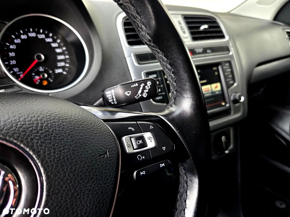 Volkswagen Polo 1.4 TDI Blue Motion Technology Allstar - 31