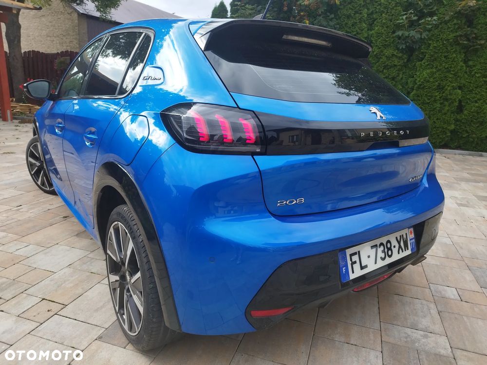 Peugeot 208 - 20