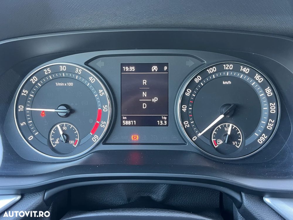 Skoda Octavia 2.0 TDI DSG Ambition - 15