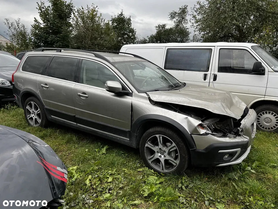 Volvo XC 70 T6 AWD Dynamic Summum - 3