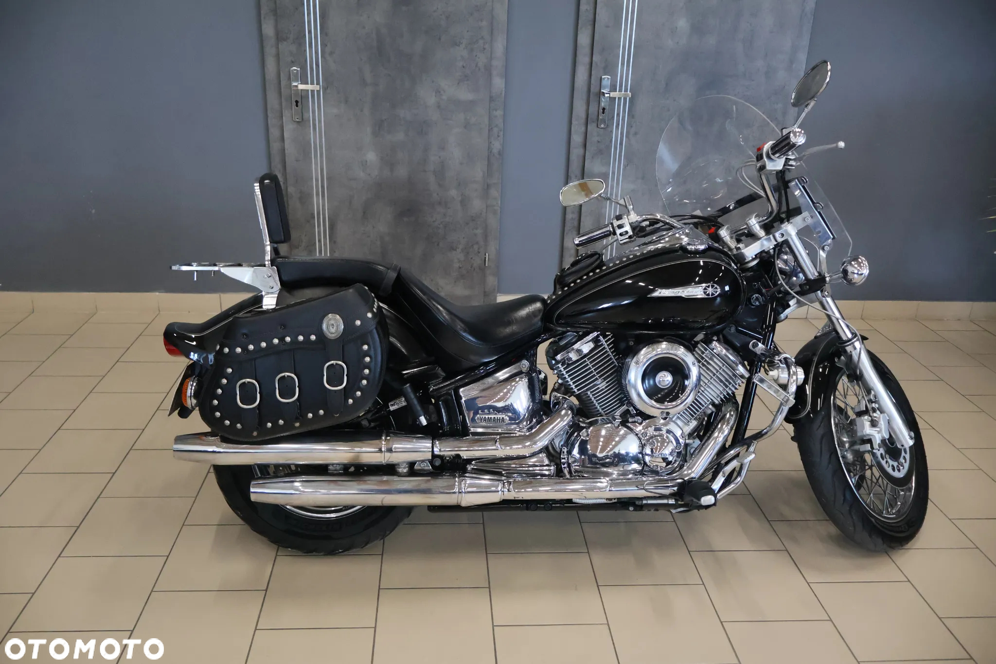 Yamaha XVS - 6