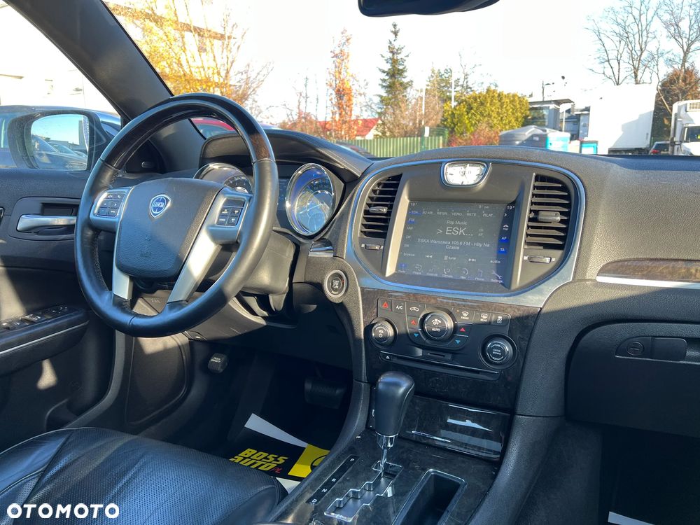 Lancia Thema 3.0 V6 CRD 24V Automatik Executive - 21