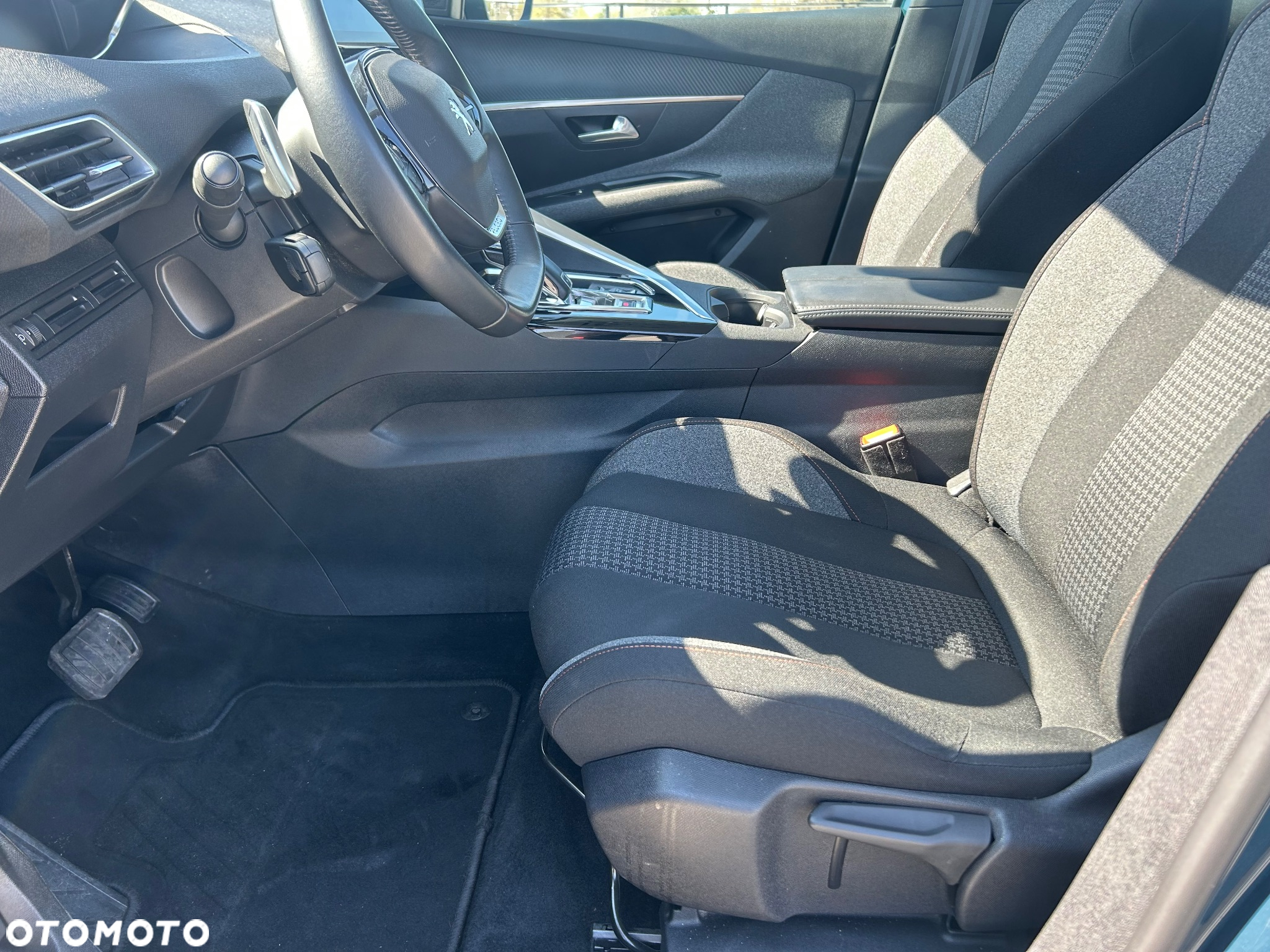 Peugeot 3008 BlueHDi 130 Stop & Start EAT8 Active Pack - 7