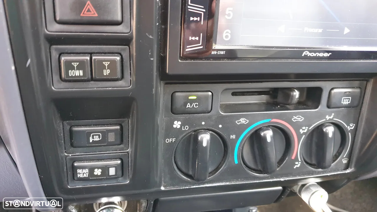 Toyota Land Cruiser 3.0 TD Pack 2 - 14