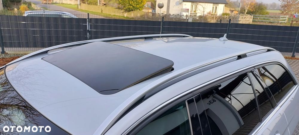 Mercedes-Benz Klasa E - 32