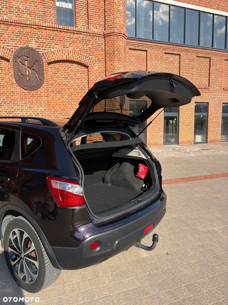 Nissan Qashqai 1.6 360 - 10