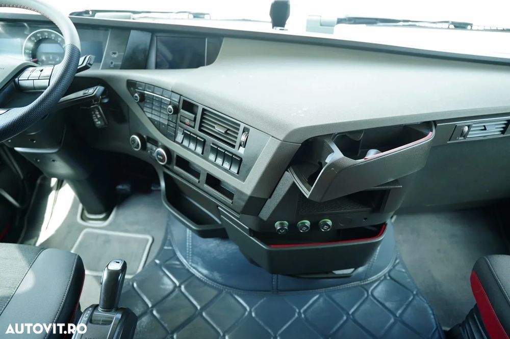Volvo FH 500 / HIDRAULICĂ / I-SHIFT / JANTE DIN ALIAJ / 2 REZERVORE DE COMBUSTIBIL / EURO 6 - 30