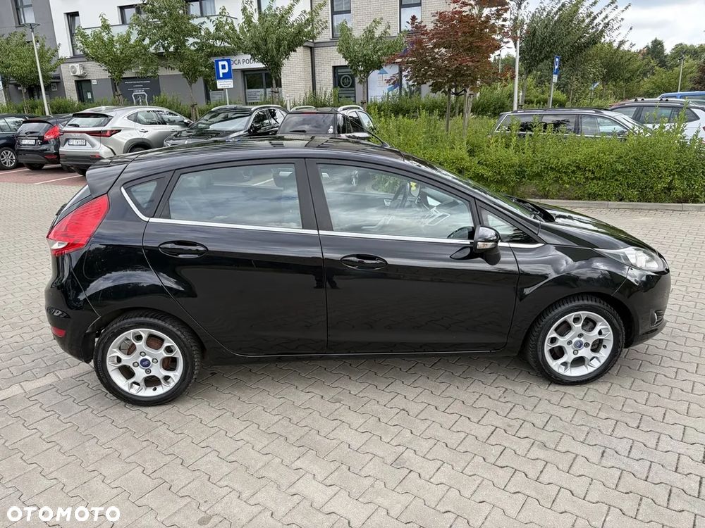 Ford Fiesta 1.6 TDCi Titanium - 8