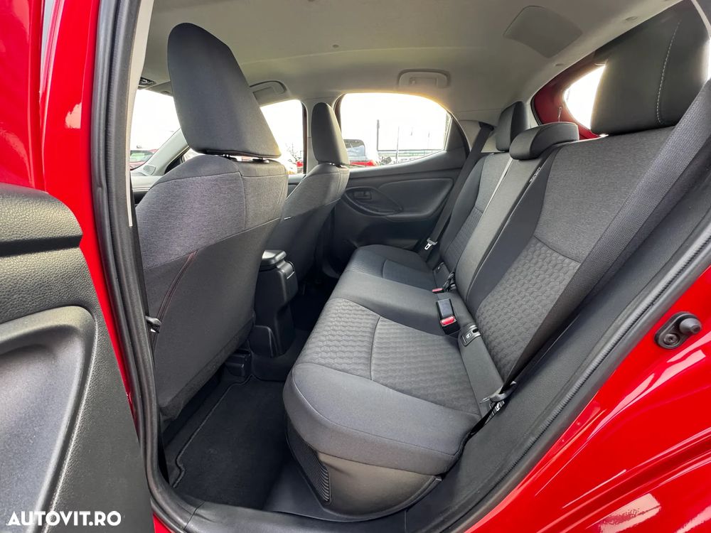 Toyota Yaris 1.5 VVT-i HSD Exclusive Style - 25