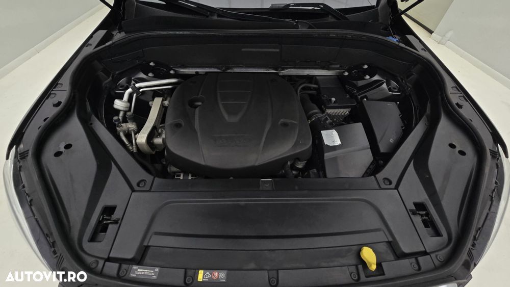 Volvo XC 90 D5 AWD Inscription - 24